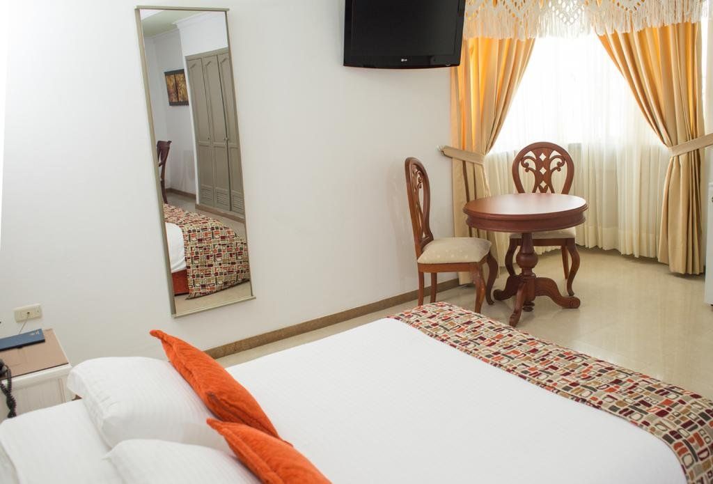 Hotel Costa Bonita