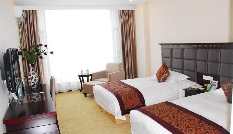 Nan Shan Hu Hotel