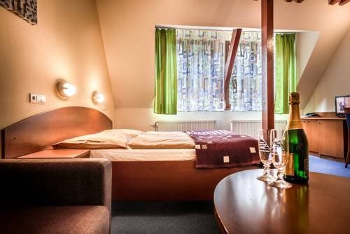 Relax Hotel FIM
