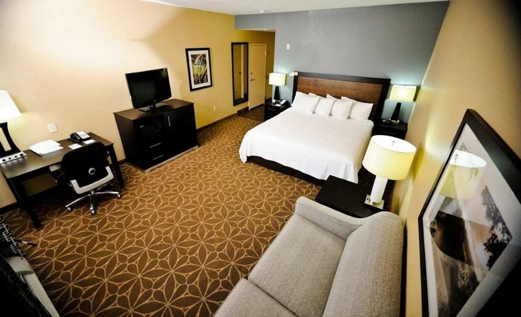 Hampton Inn and Suites Houston Central