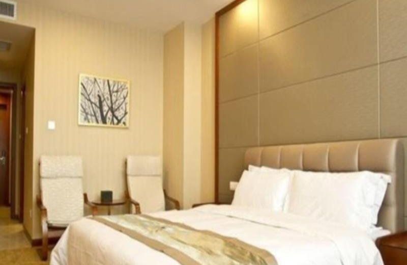 Yi Li Ao Si Te Hotel