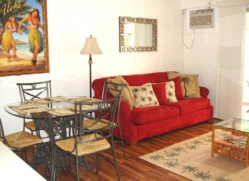 Lahaina Beachside Cottages