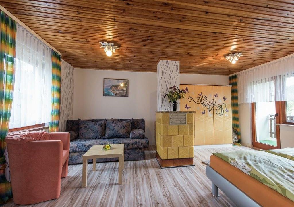 Charming Apartment in Finsterbergen Thuringia with Garden