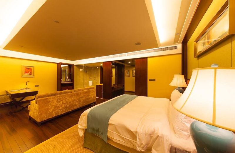 Riz-Carlsen Hotel Dandong