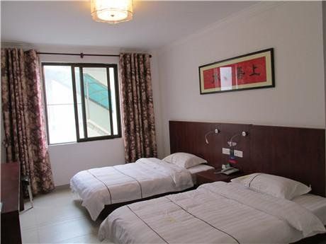 Beihai Yuedong Hotel