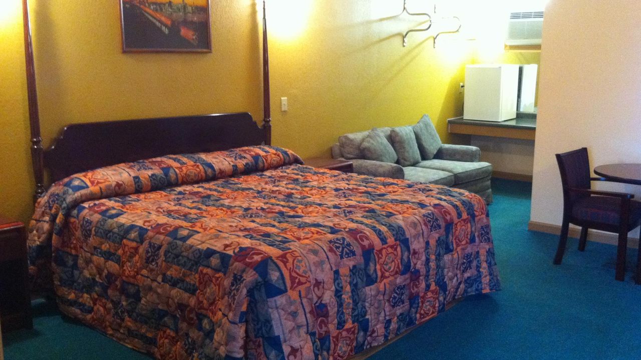 Regency Inn Bald Knob