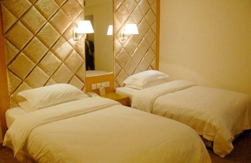 Xinyang Sunny Hotel