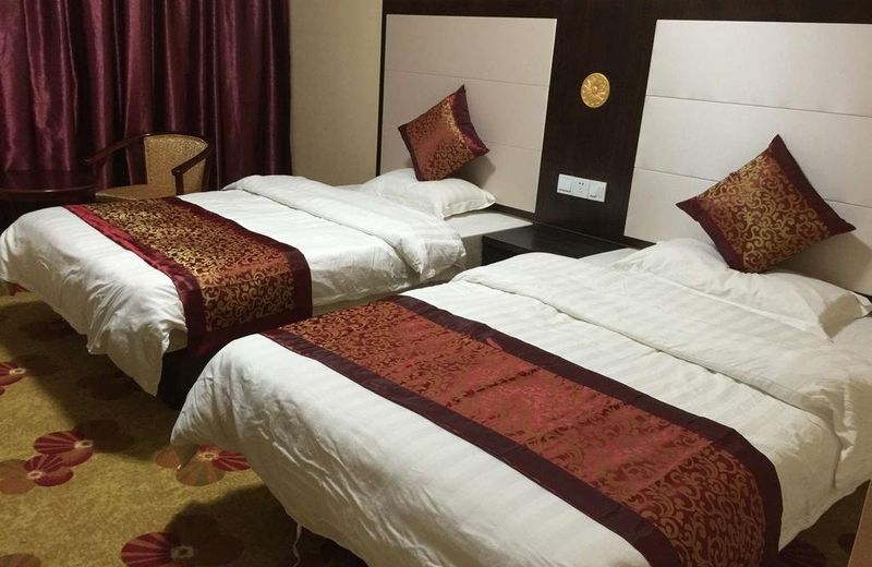 Dongji Hotel