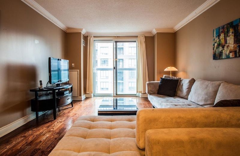 Toronto Furnished Accommodations - Qwest