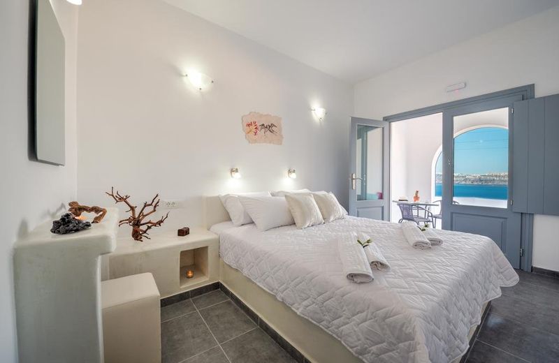 Pancratium Villas & Suites