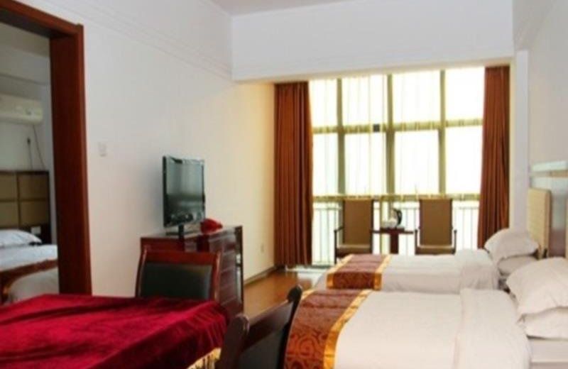 Jinggangshan Triumphal Arch Hotel