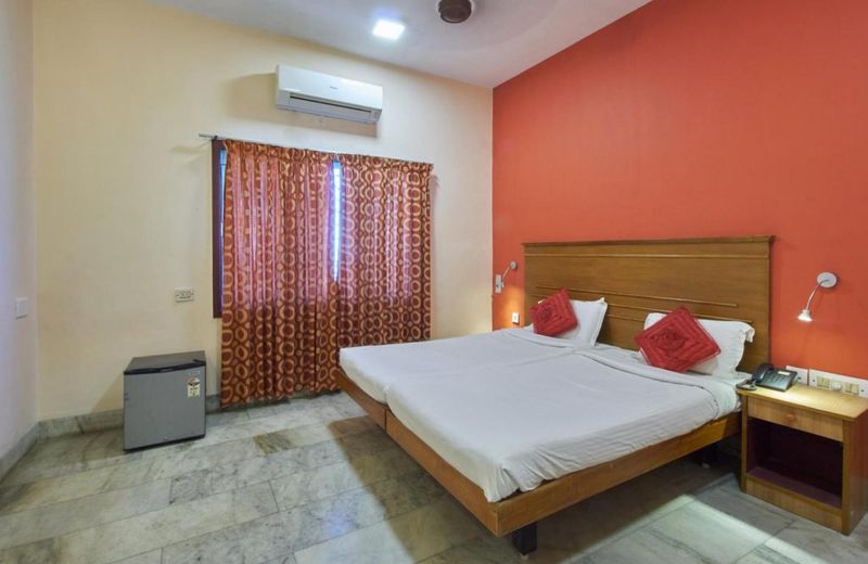 Hotel Saradharam