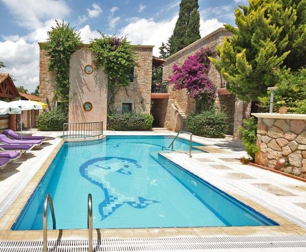 Pinarhan Studio Hotel