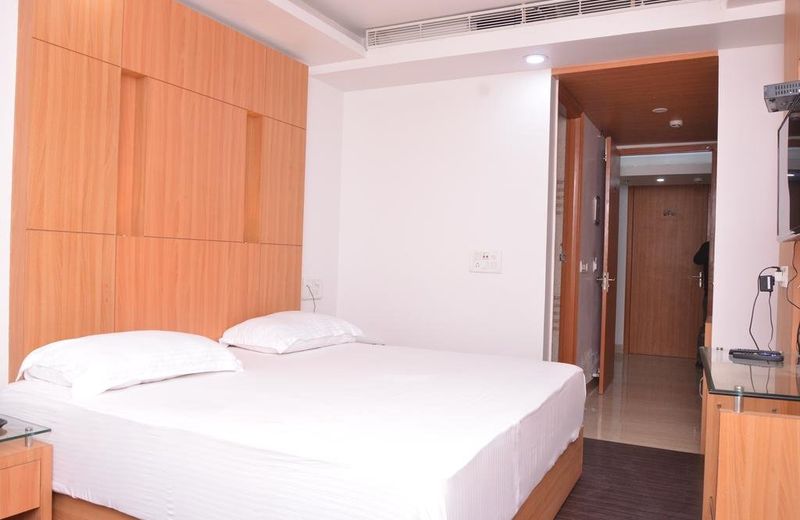 Hotel CIty Shine