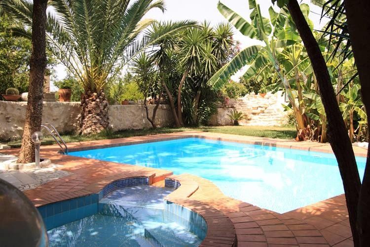 Attractive Villa in Giannoudi with Private Pool