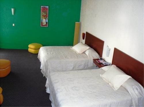 HOTEL Q