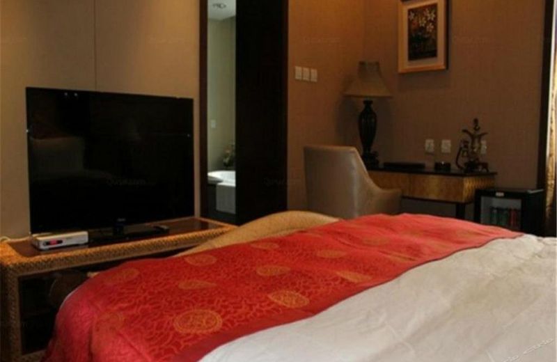 Chengde The Mountain Summer Resort Mongolian Yurt Holiday Village
