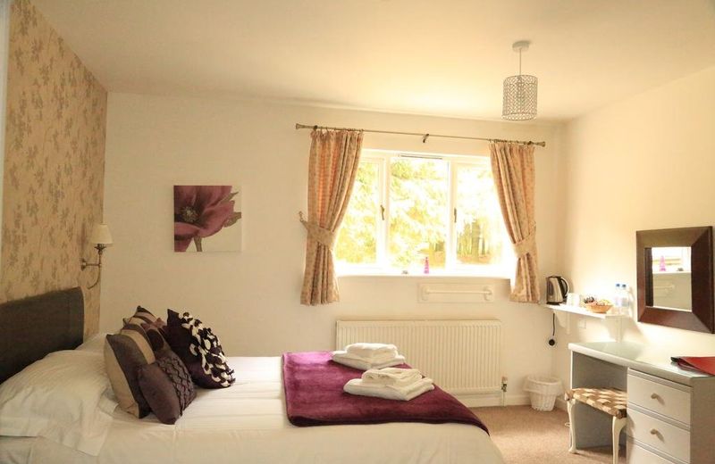 Colliford Lake Tavern & Holiday Park