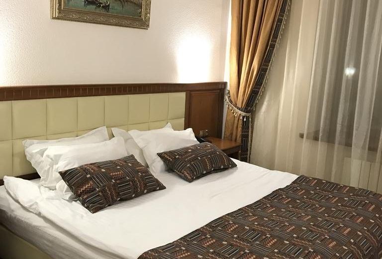 Hotel Myslyvskiy Dvir