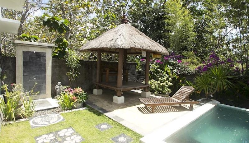 Padang Padang Surf Villa