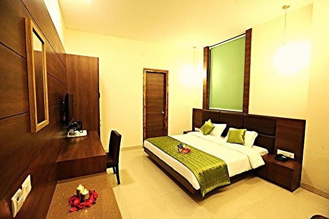 Capital O 5389 Hotel Polo Club