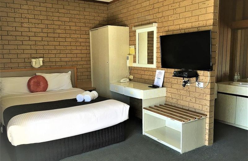 Country Home Motor Inn