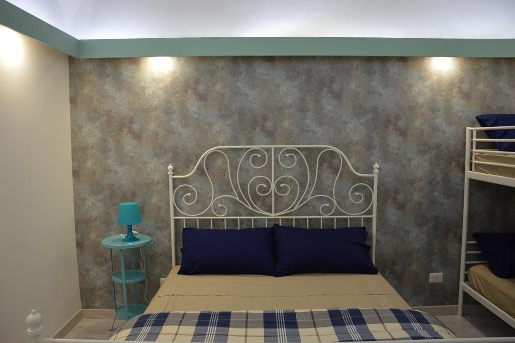 Costantino Home