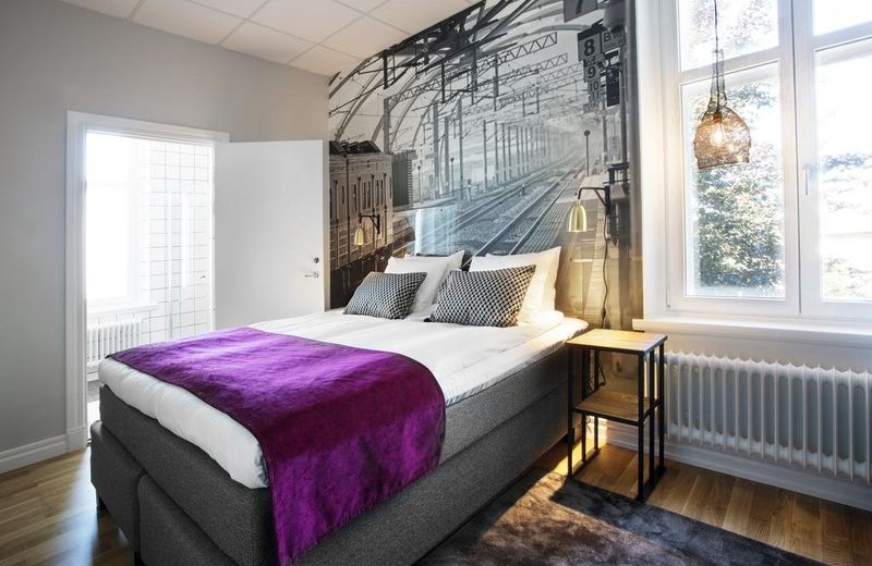 Livin Station Hotel