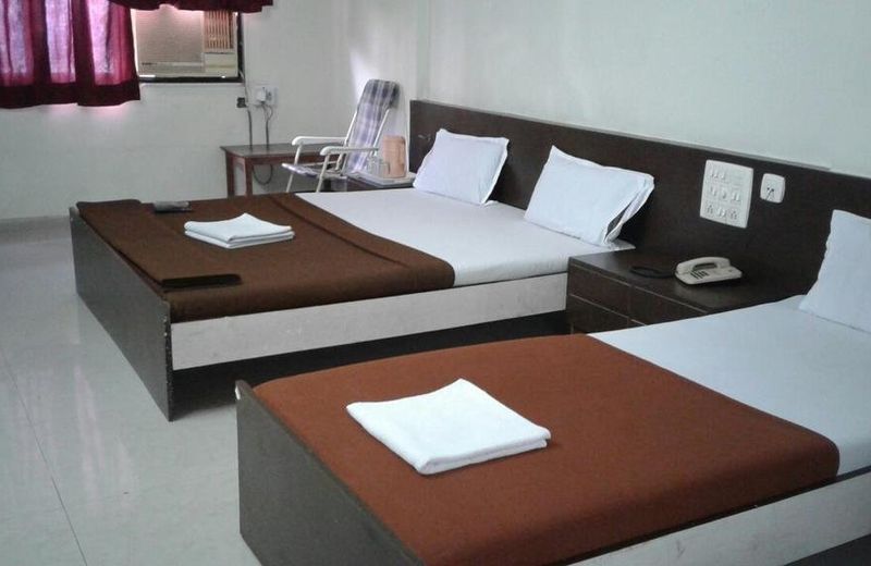 Hotel Rahil International