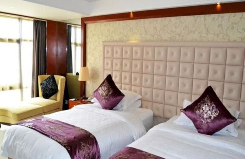 Tongling Pujing Hotel