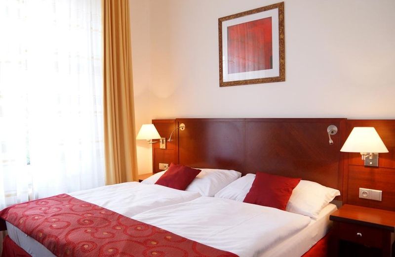 Hotel Grand