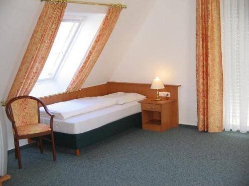 HALLER HOF