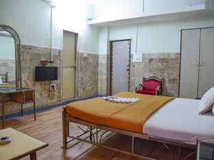 Hotel Image 1