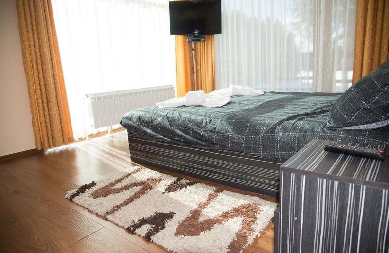Romantica Forest Guest House