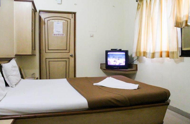 Hotel Jay International