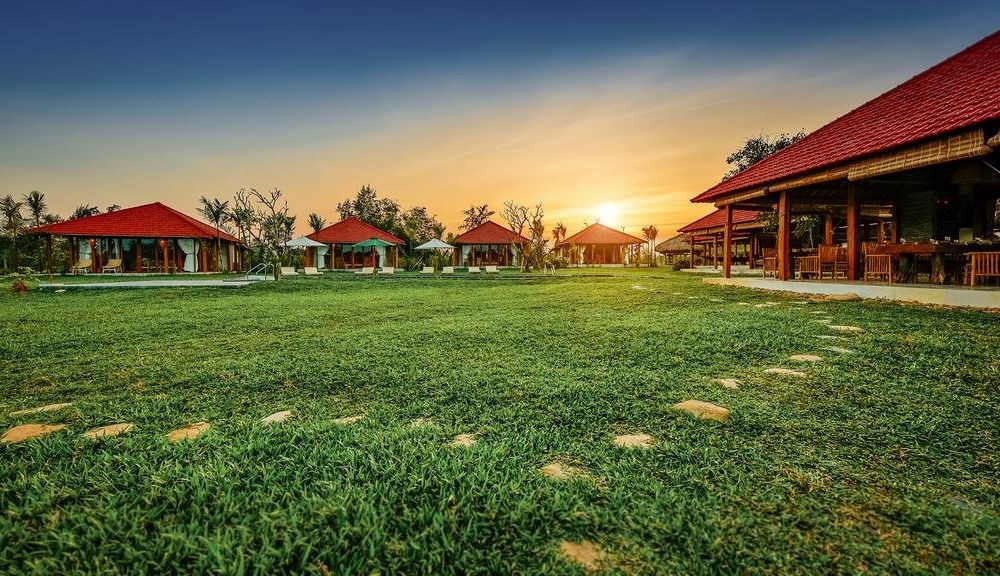 Outdoor Pictures 24