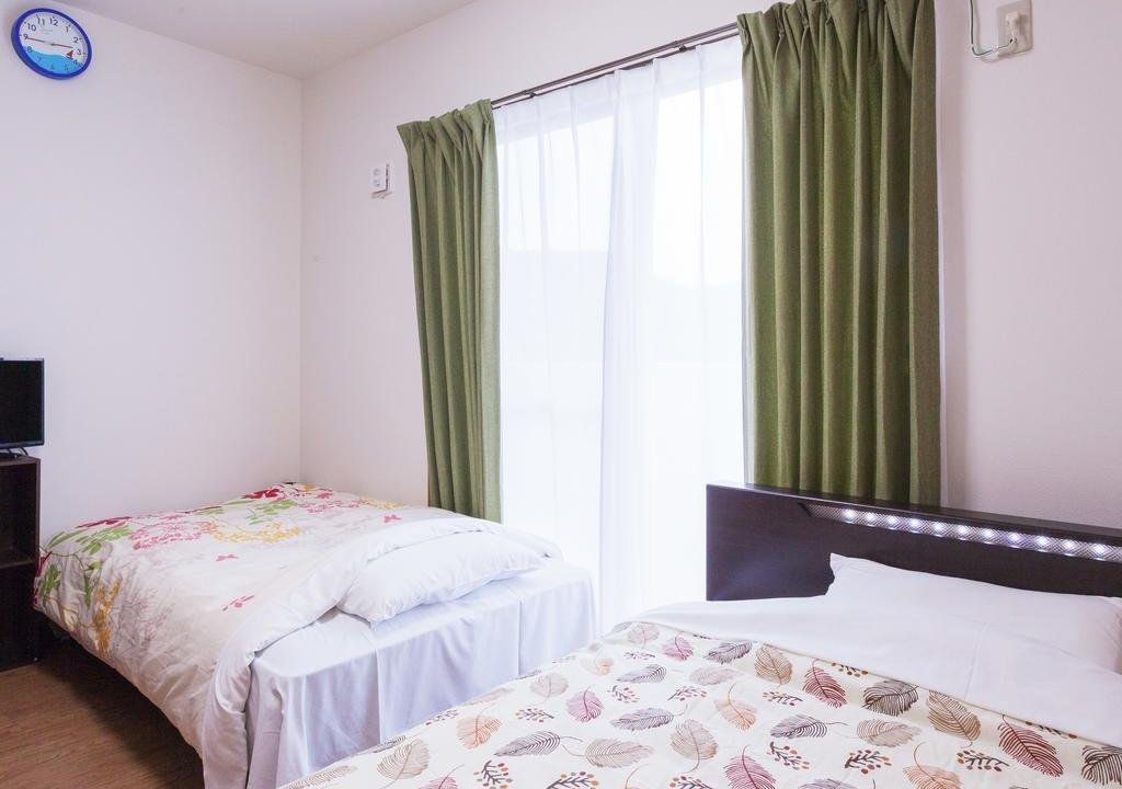 Kariyushi Condominium Resort Kin Yaka Seaside