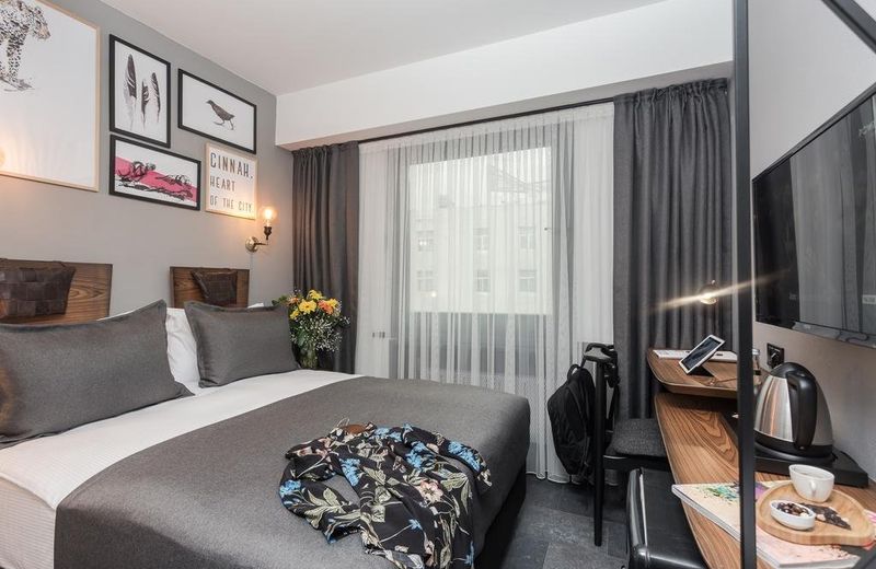 Hotel Cinnah