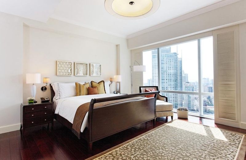 RAFFLES RESIDENCES