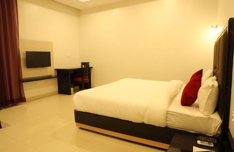 Chandra Grand