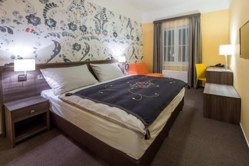 Hotel Bauer