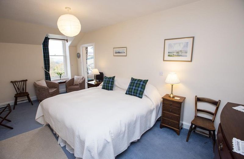 Holly Lodge