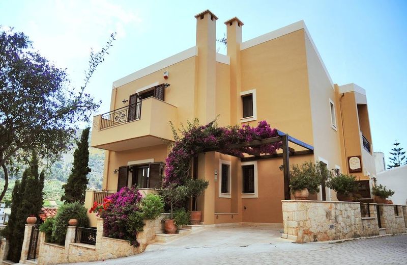 Manili Boutique Suites & Villas
