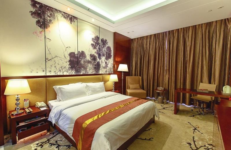 Huaxin Hotel