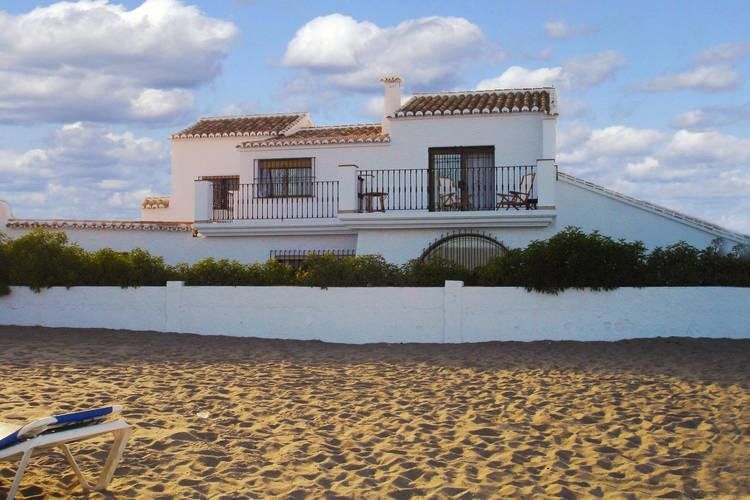 Magnificent Villa in Andalusia near Beach