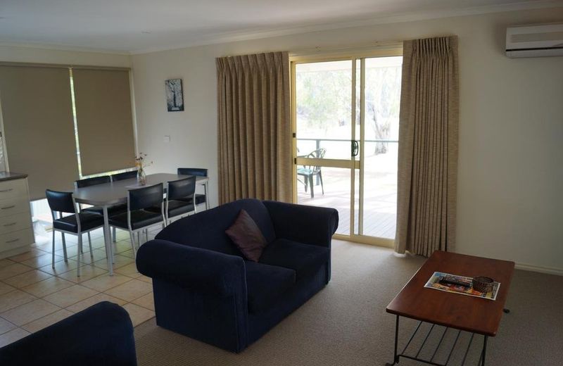 Tooleybuc River Retreat Villas