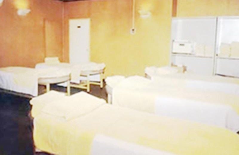 Funabashi Grand Sauna and Capsule Hotel