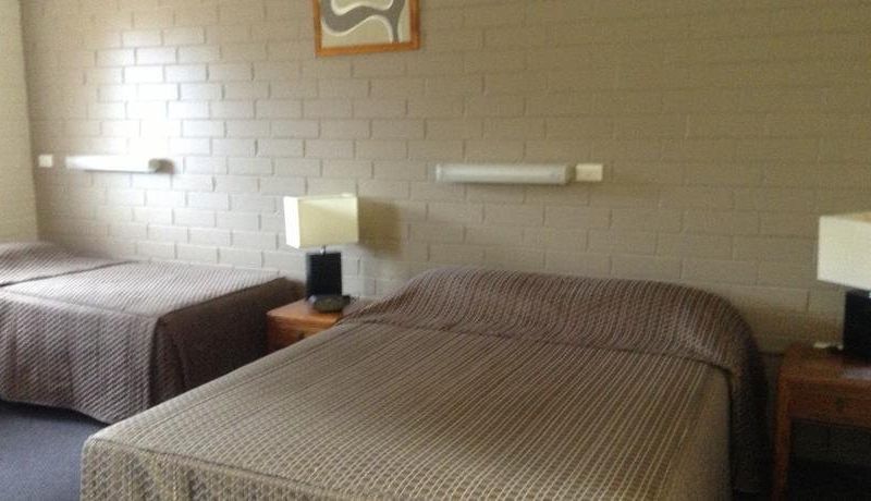 Motel Palms