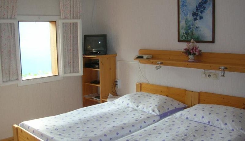HAUS LENZ