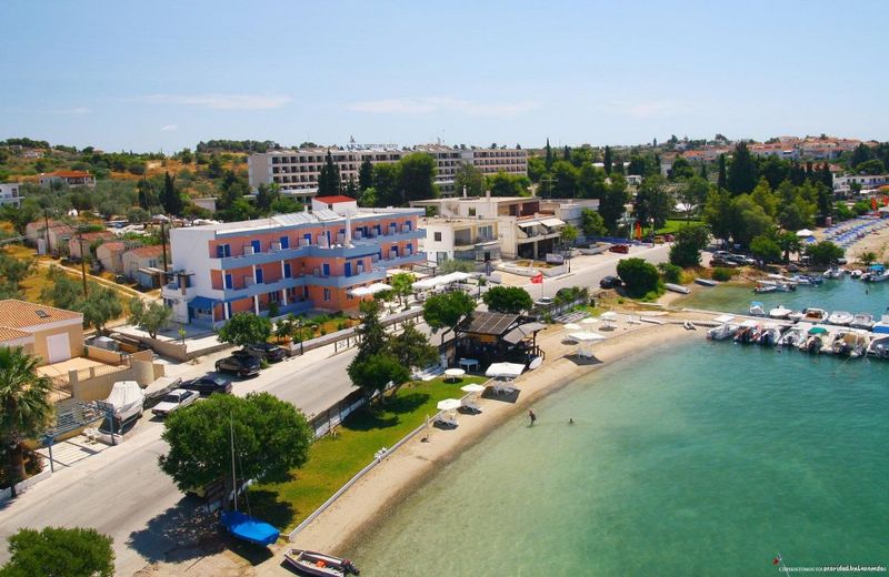 Rozos Hotel